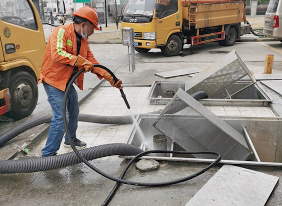 贡井隔油池清理